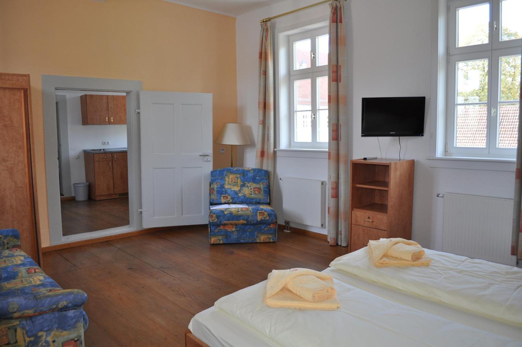 Behringen  Schlosshotel Am Hainich חדר תמונה