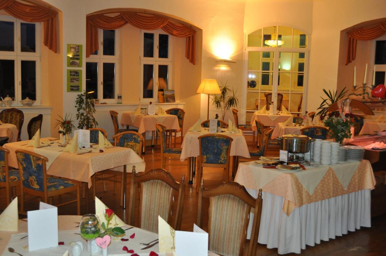 Behringen  Schlosshotel Am Hainich מראה חיצוני תמונה