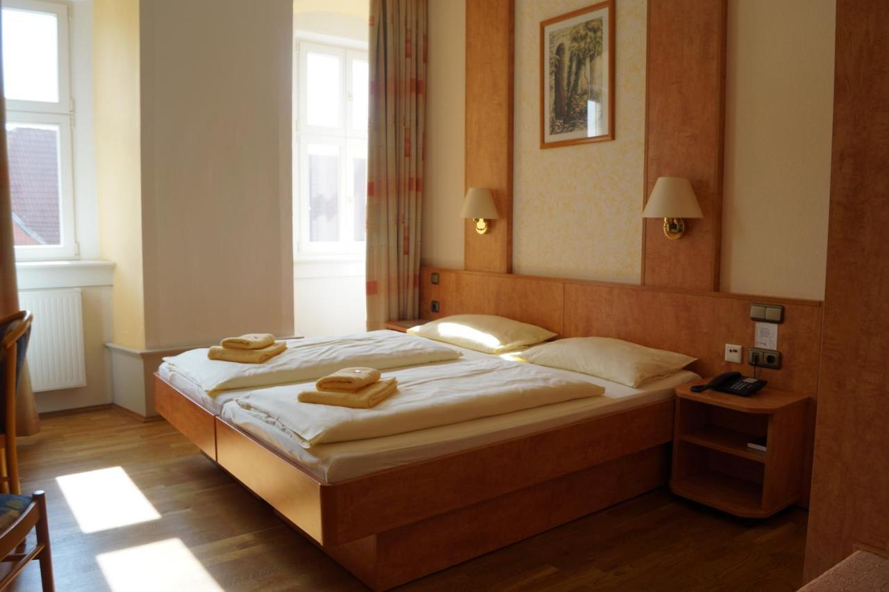 Behringen  Schlosshotel Am Hainich מראה חיצוני תמונה